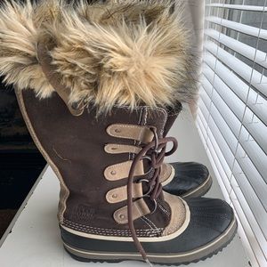 Sorel Joan of Arctic boots